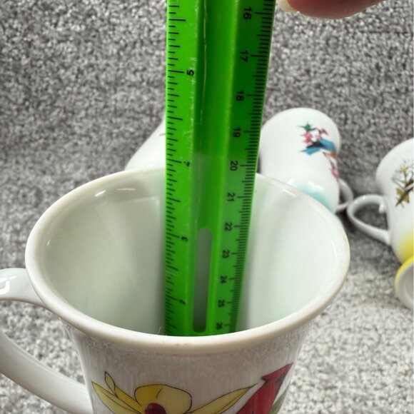 Decorative Pedestal Coffee Mugs Fred Roberts 4 Different Birds Colorful Kitchen - Picture 8 of 16